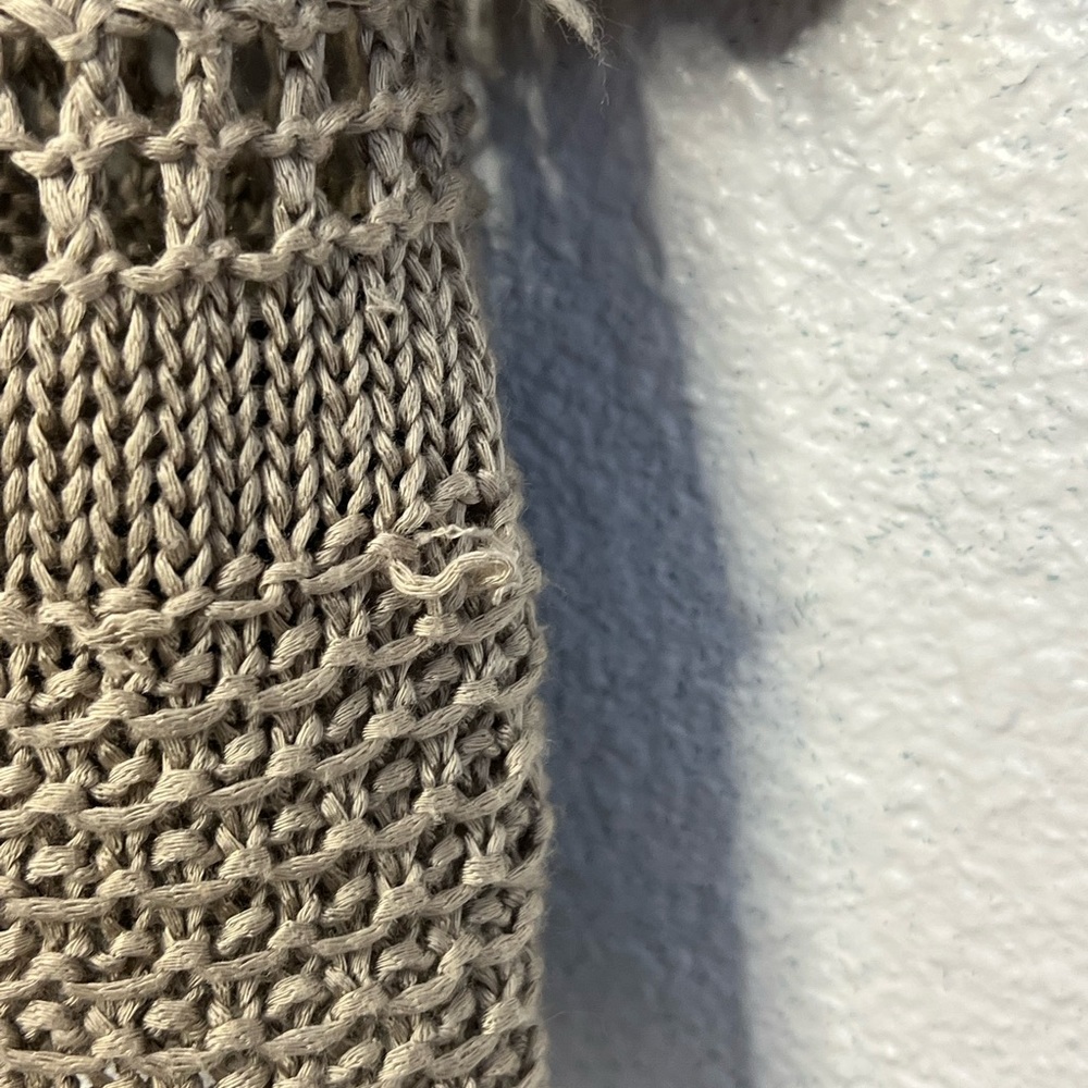 H&M Size L Gray Knit Sweater - Picture 3 of 4